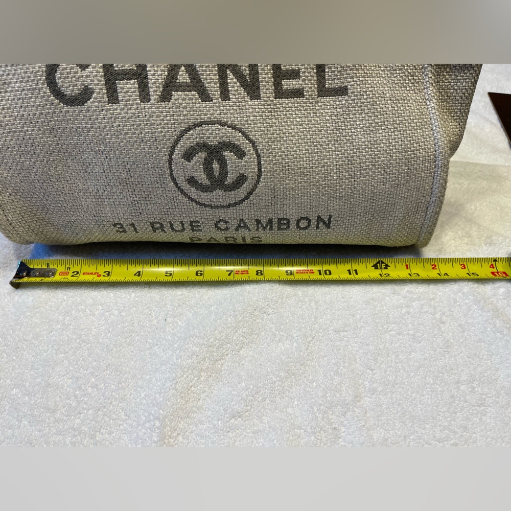 Chanel Deauville Shoulder Bag - Picture 15 of 16